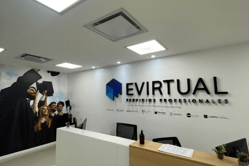 Administrativo/a de recepción image