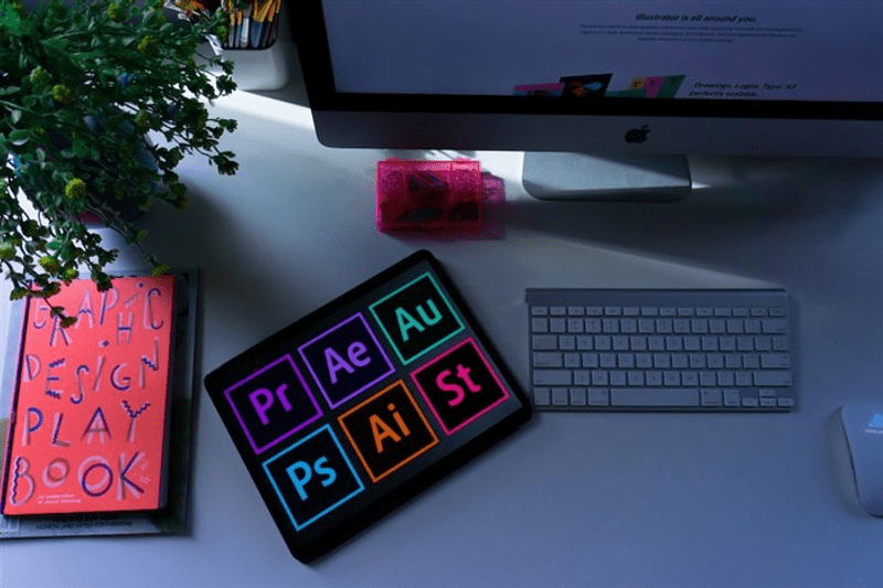Senior Graphic Designer image