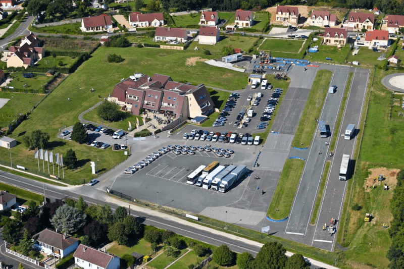 Moniteur Groupe Lourd - Formateur ECSR Poids Lourds et Transport de Voyageur F/H image