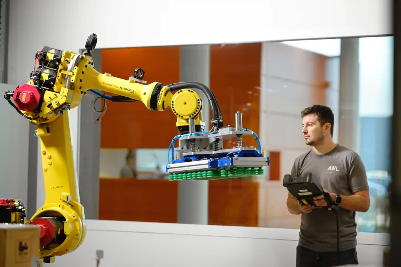 Senior Robot Programmer