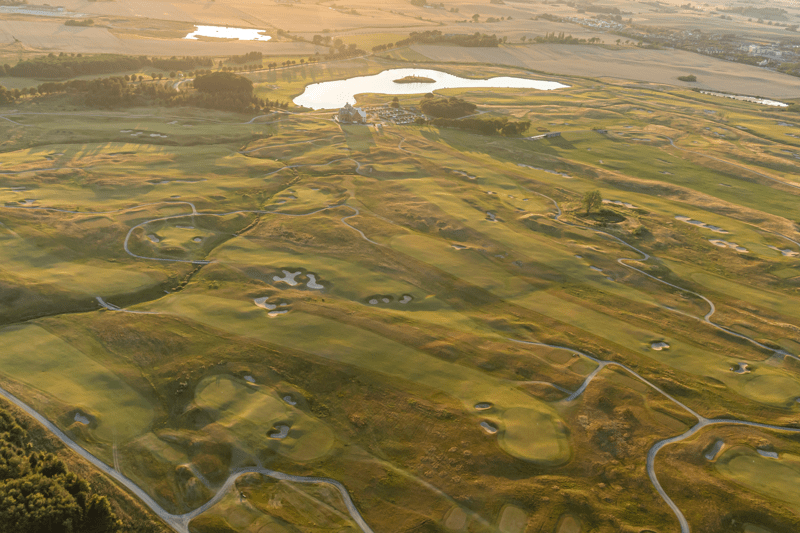 Greenkeeper för säsongs- och sommarjobb på The National image