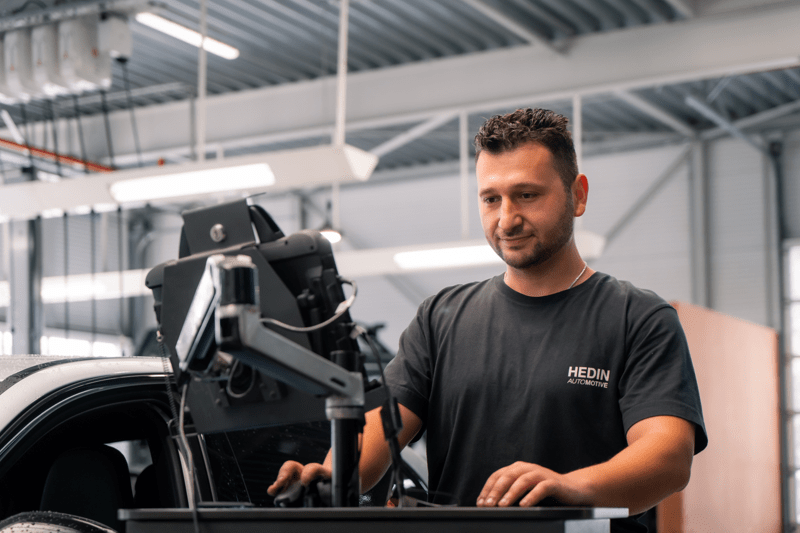 Diagnosetechnieker Cars image