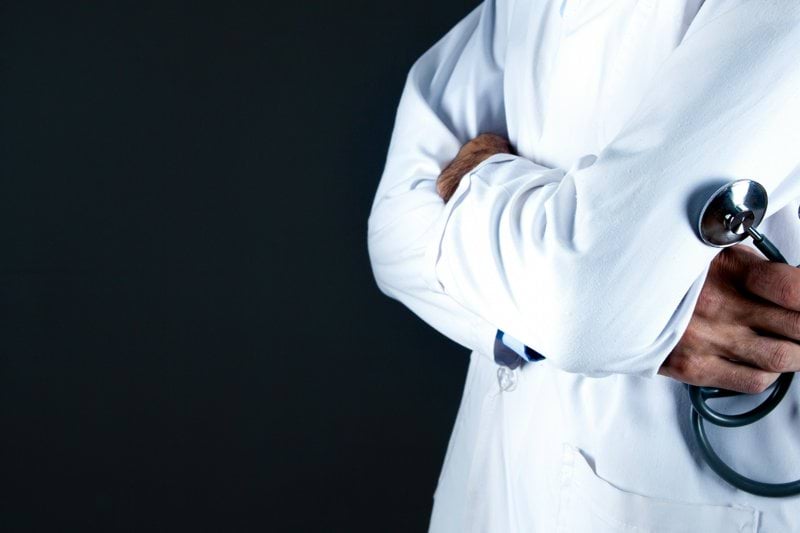 Médico General image