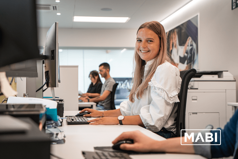 Administratieve Medewerker image