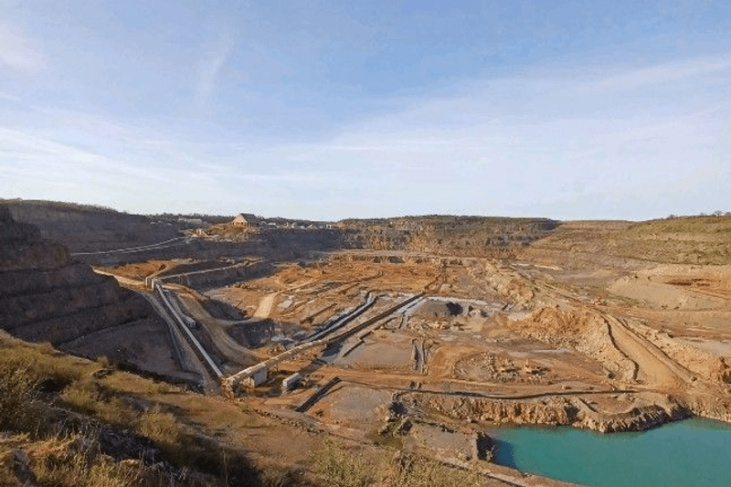 Quarry Operative image