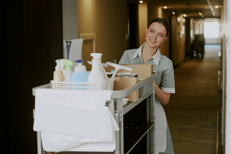 Housekeeping - Helgarbete image