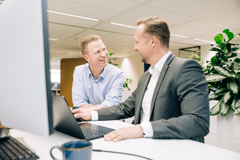 Commercial Grands Comptes f/h image