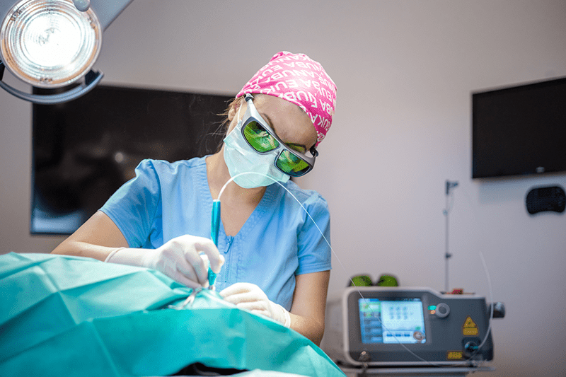 Veterinär med intresse för akutkirurgi & ortopedi till Mjönas Djurklinik image