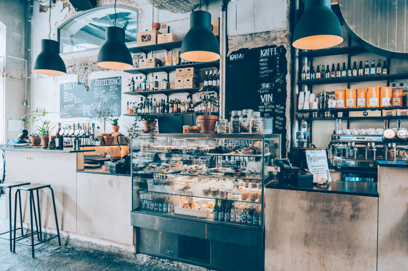 Medarbetare till espressobar image