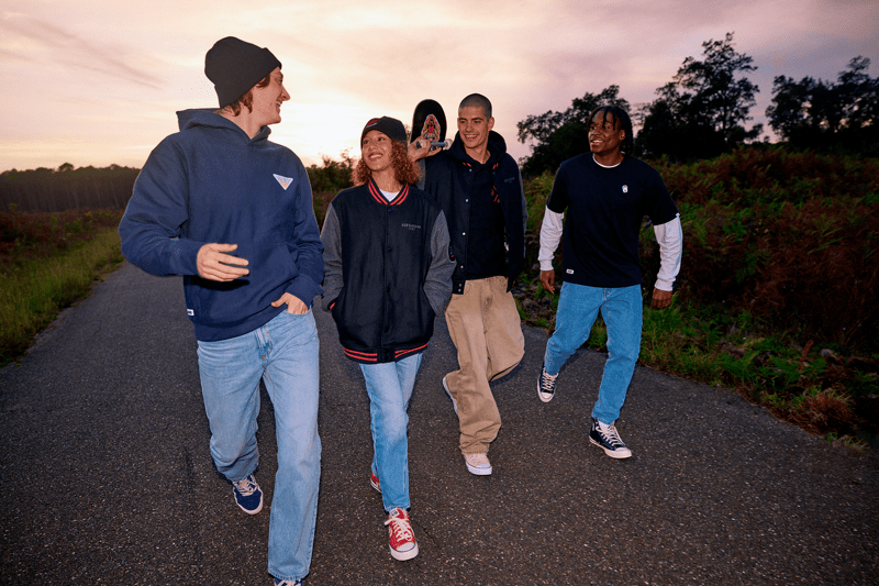 Stage - Junior Apparel Product Designer H/F image