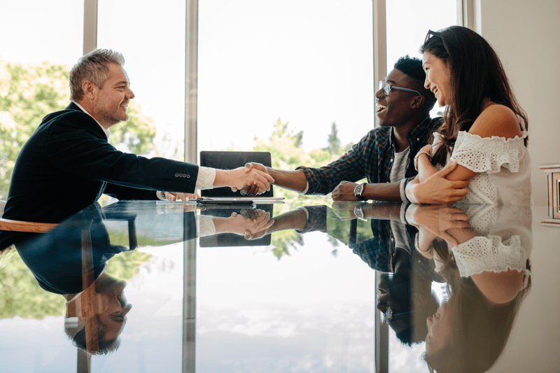 Financial Advisor image