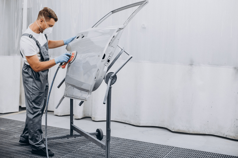 Preparador Automotriz para Francia image