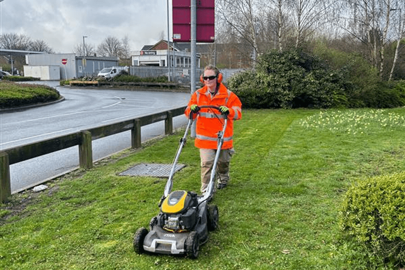 Grounds Maintenance Operative - RAF Mildenhall image