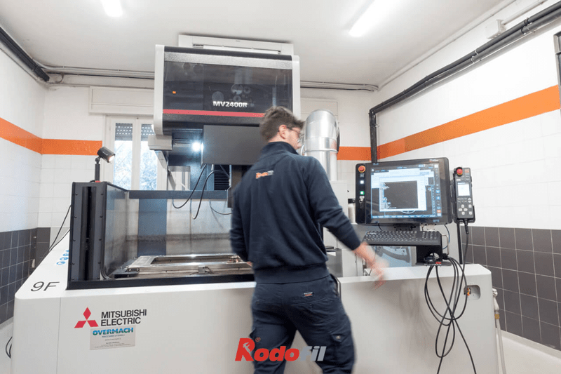 Operatore EDM image