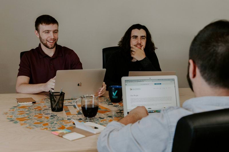 Junior Account Manager (Russian & English) image
