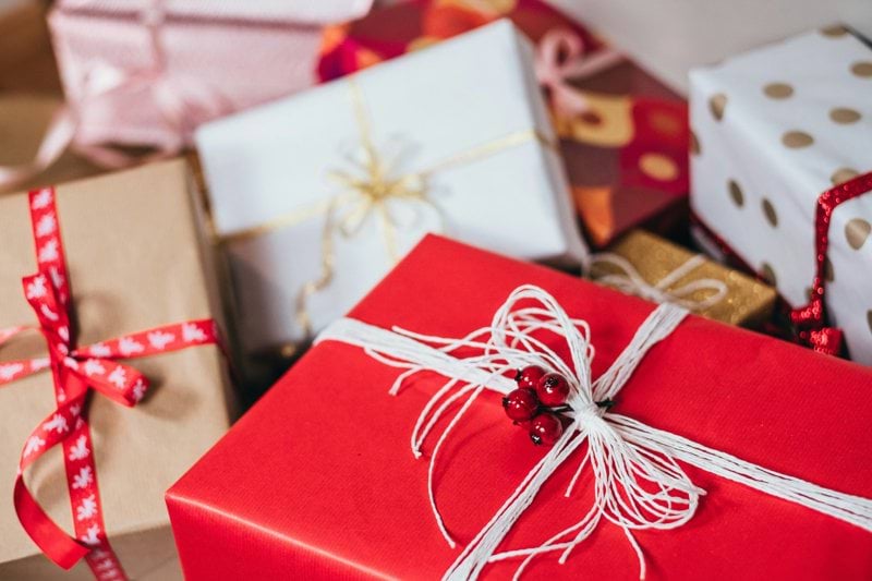 Seasonal Retail Sales Assistant image