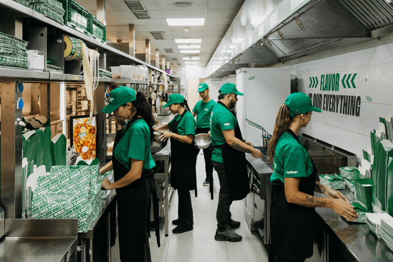 Personal de equipo de restaurante - BARCELONA image