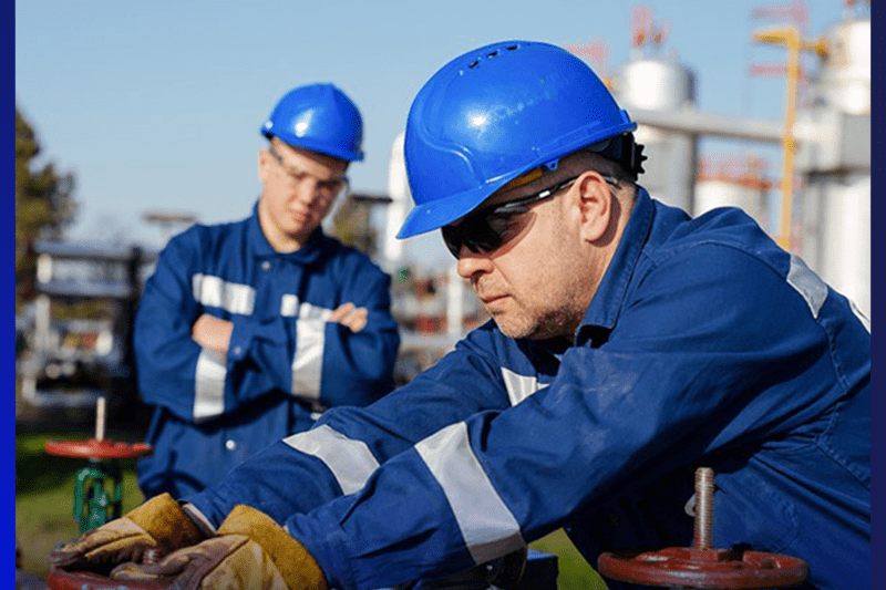 Entry-Level Field Specialist at Top International Oil&Gas Services image