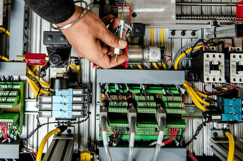 Electrical Engineer image