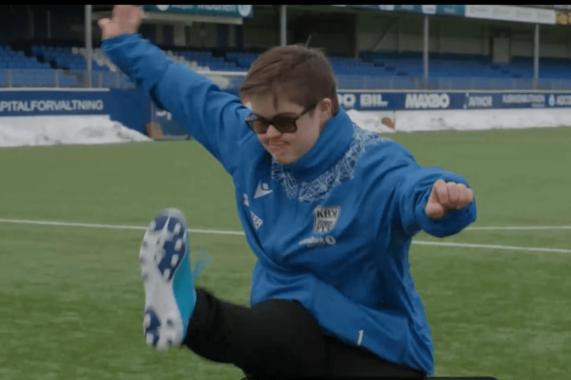 Vil du bidra i livet til en fotballglad mann? image
