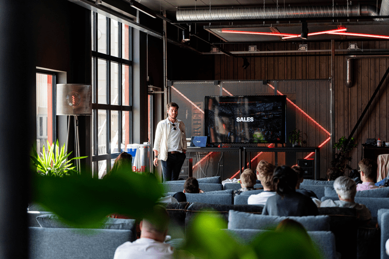 Founder’s Associate / Management Trainee image