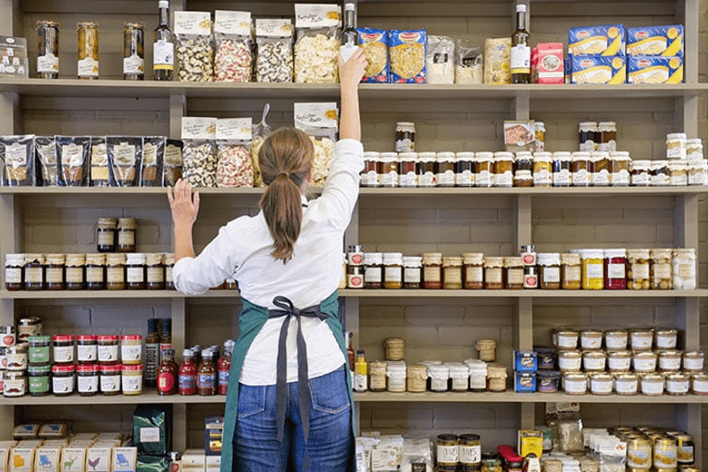 Merchandiseur(seuse) pour une grande surface image