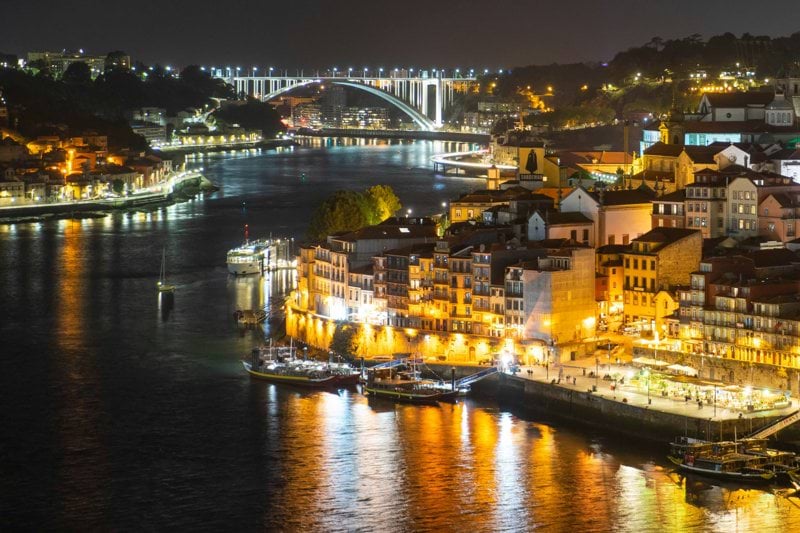Customer Service Advisor - Italian - Porto image