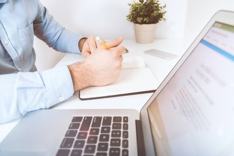 Systems Administrator ✍🏼 Technical Writing - LATAM 🌎 image
