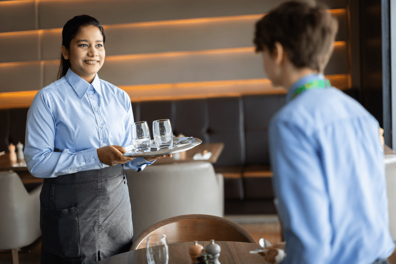 Food and Beverage Assistant image