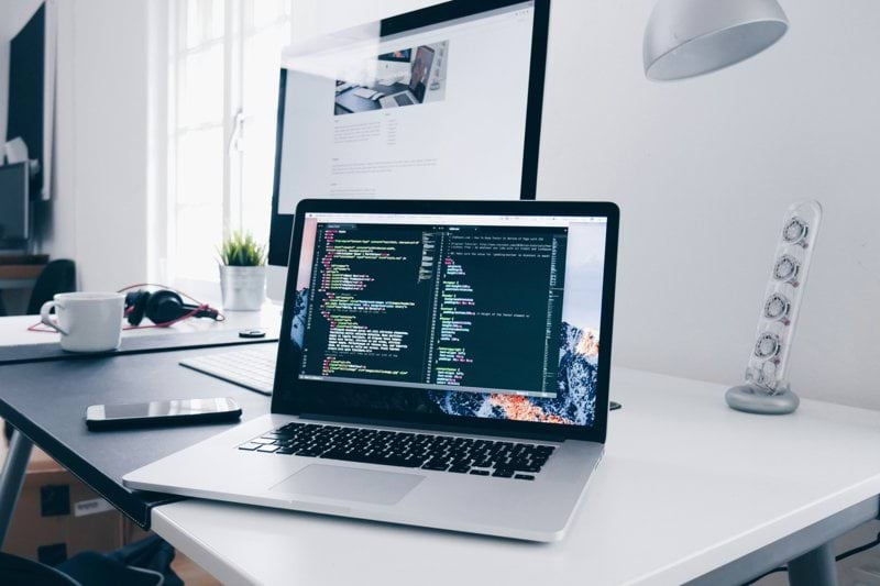 Senior Data Engineer image