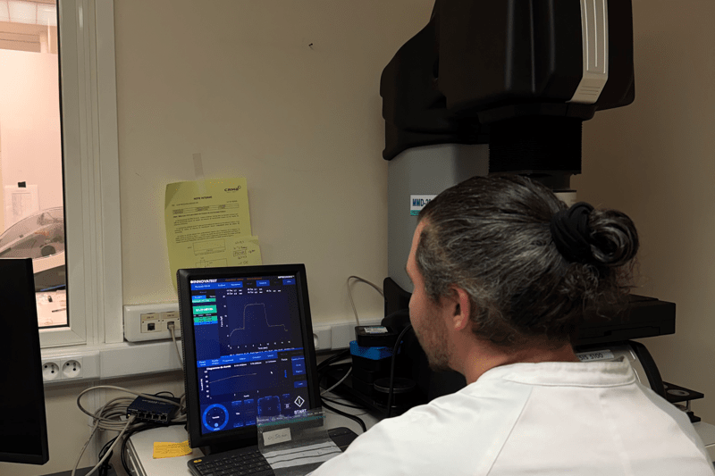 Technicien laboratoire image