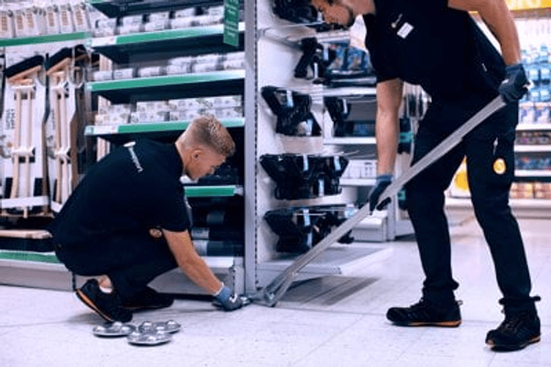 Resande montör inom butiksombyggnation – Öst/Norr image