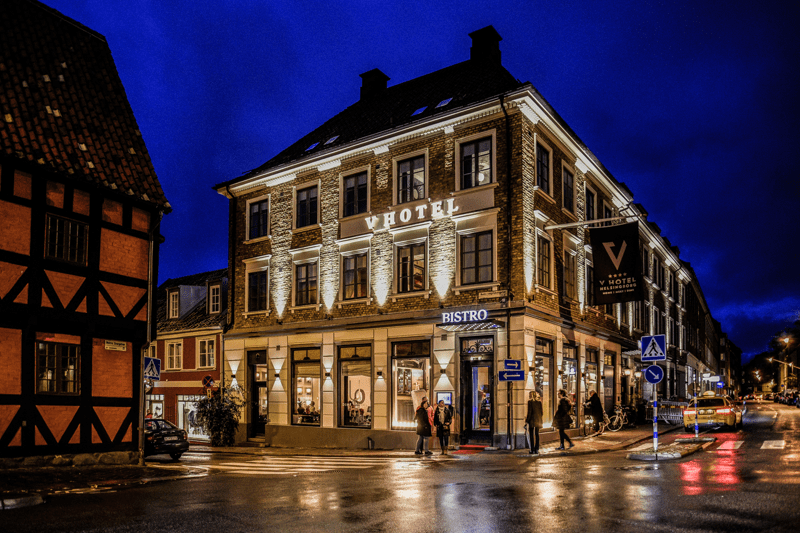 Nattreceptionist, Deltid image