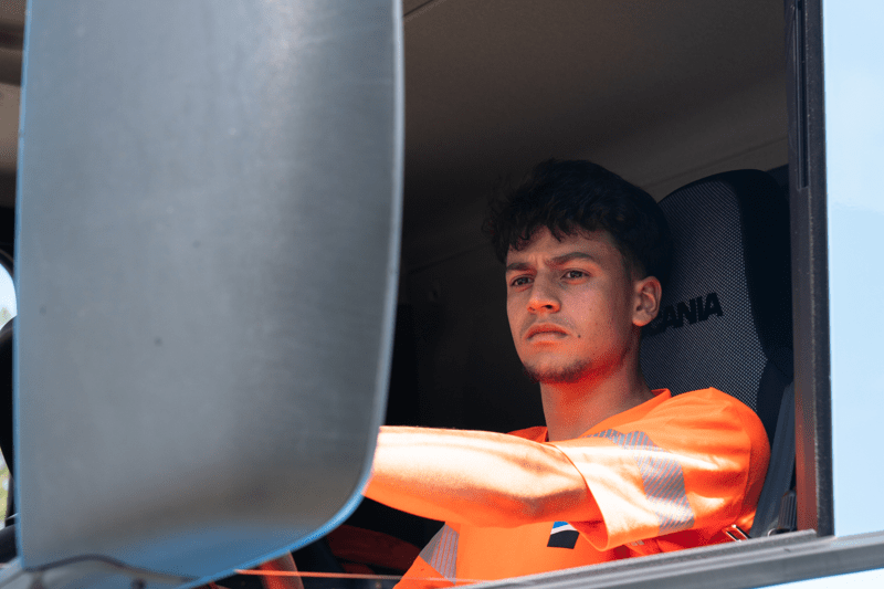 Apprenti·e Conducteur·rice poids lourd - août 2027 image