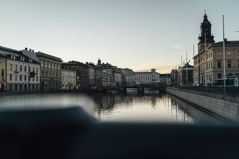 Säljare sökes i Göteborg. Bli en del utav vårat expanderande kontor på Linné. image