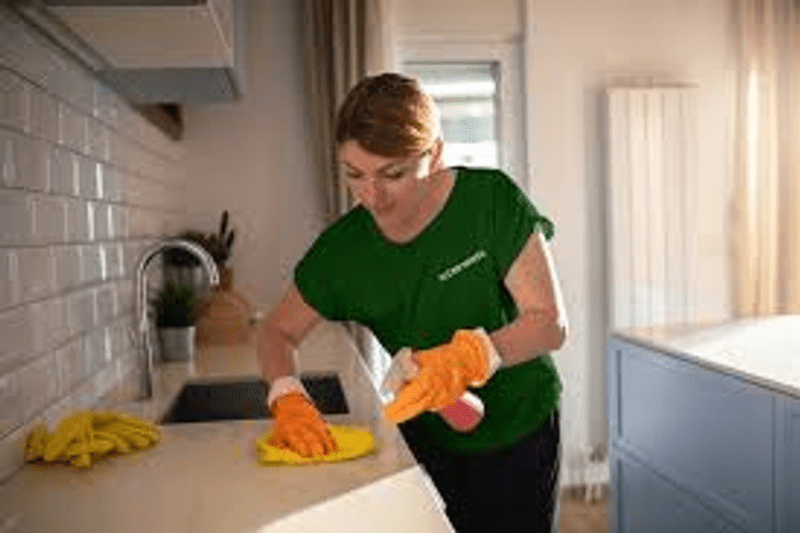 Clean Hansa söker storstädare och flyttstädare i Stockholm image