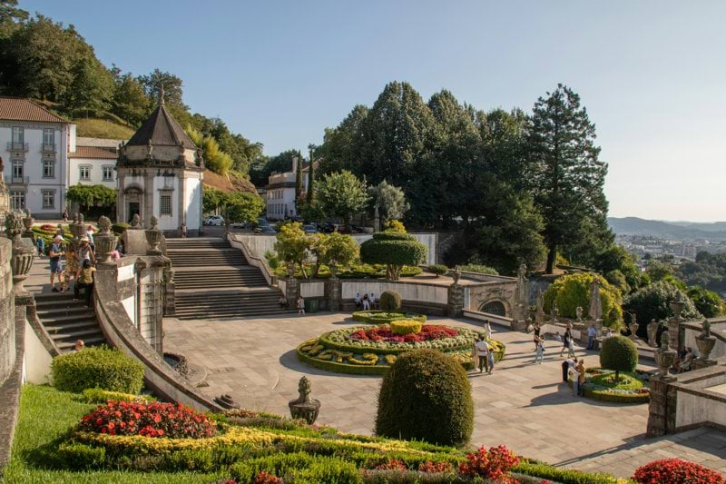French Remote Customer Service in Braga image
