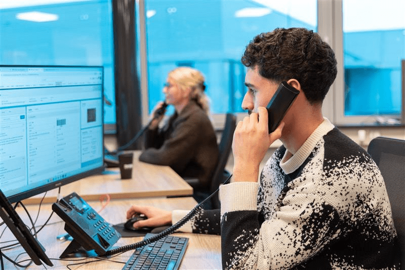 Stage Projectmanagement Field Service image