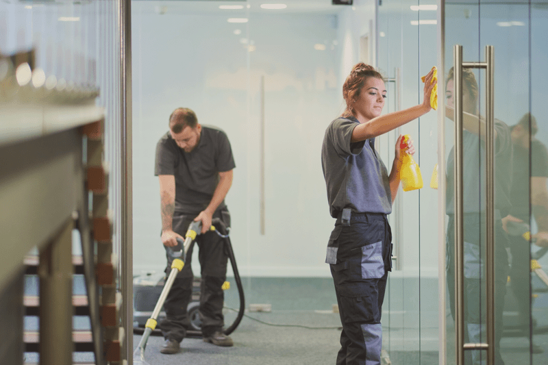 Ønsker du å jobbe med renhold på et av Norges største varehus? Vi har jobben for deg! image