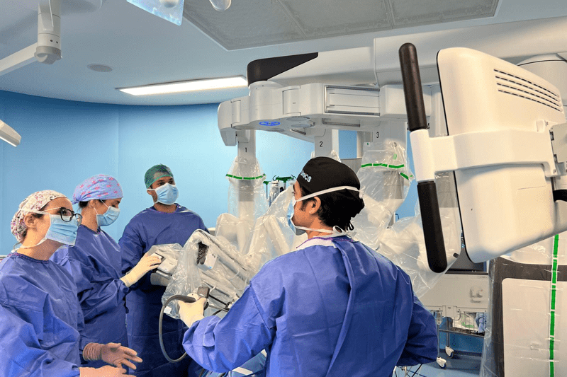 Facultativo/a especialista en Urologia image