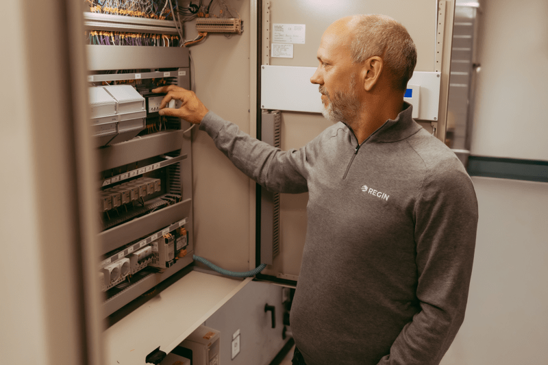 Hardware Developer image