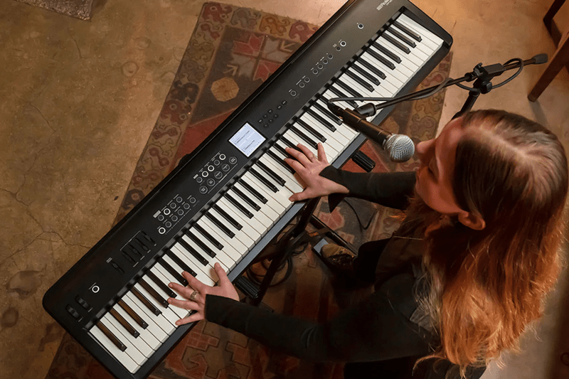FREELANCE PIANO/KEYS DEMONSTRATOR image