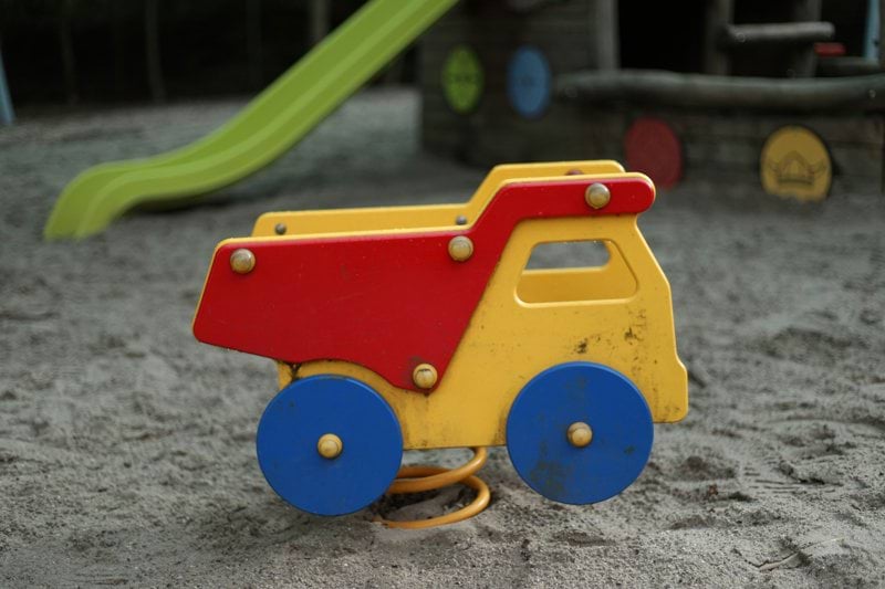 Preschool Teachers & Aides image