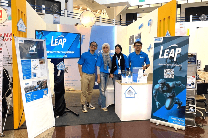 Knauf Management Trainee Program - LEAP image