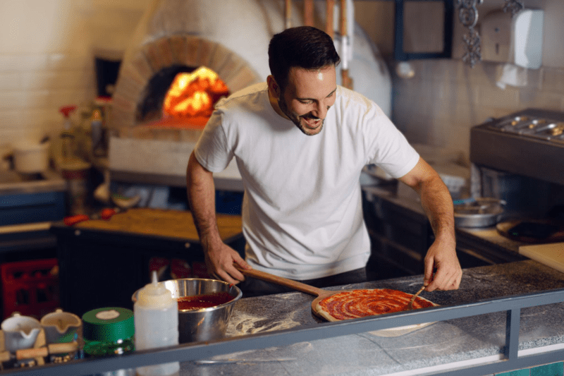 🇳🇴 Experienced Pizzaiolo Wanted – Exciting Career Opportunity in Norway image