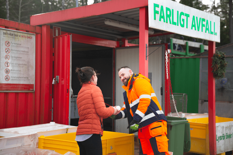 Avfallsspecialist till Farligt Avfall image