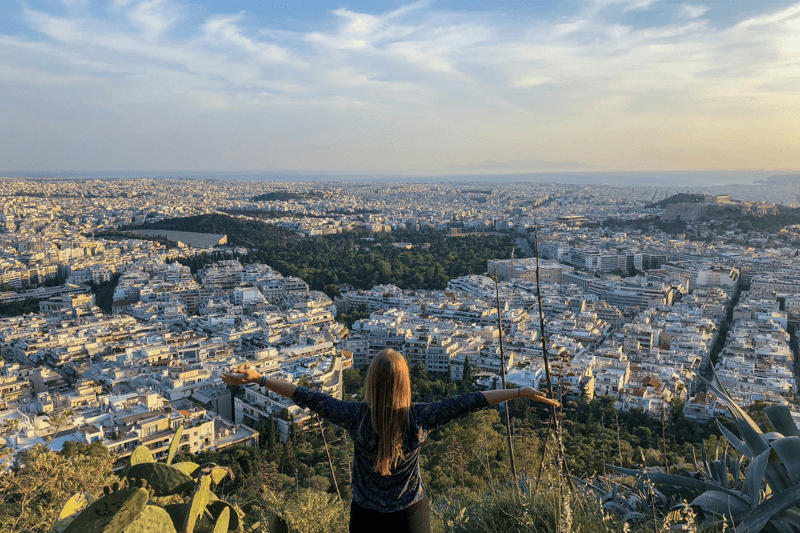 Kickstart your career as a German Customer Advisor in Athens image