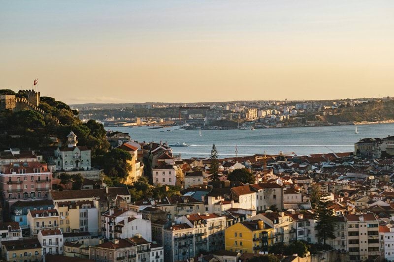Swedish Technical Customer Service in Lisbon image