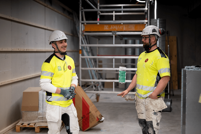 Malermester Buer søker produksjonsmalere image