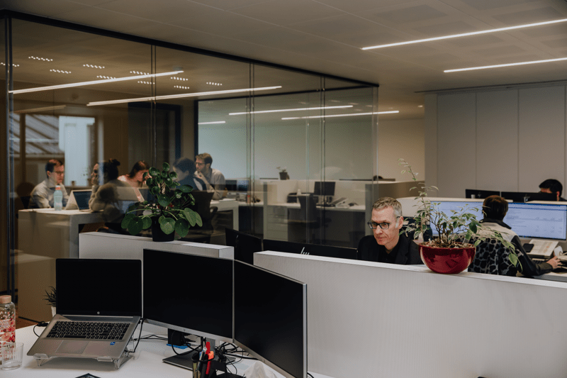 Data Engineer image